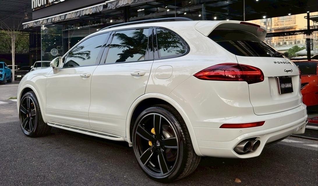 Porsche Cayenne S E-Hybrid āļĢāļđāļāļĒāđāļāļĒāļāļĩāđ 2