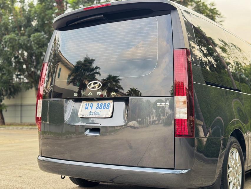 รหัสรถ AVA3888 ⭐️ Hyundai Staria 2.2 Diesel ปี 2022 เจ้าของเดียว 6