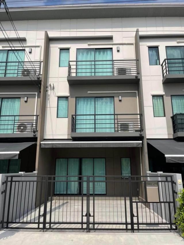 ให้เช่าทาวน์โฮม 3 ชั้น บ้านกลางเมือง ราชพฤกษ์ - สาทร 1