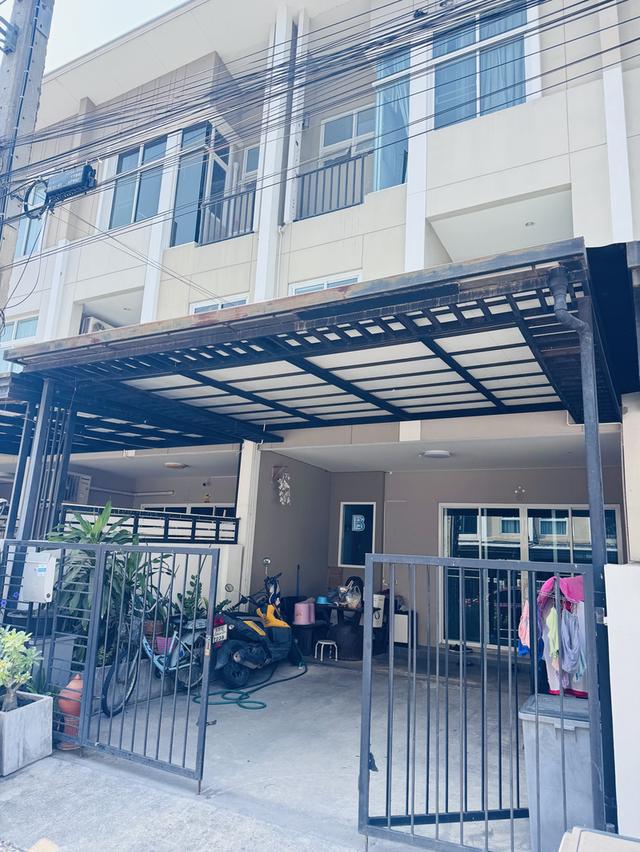 ทาวโฮใ 3 ชั้น หมู่บ้านซิกเนเจอร์ 3