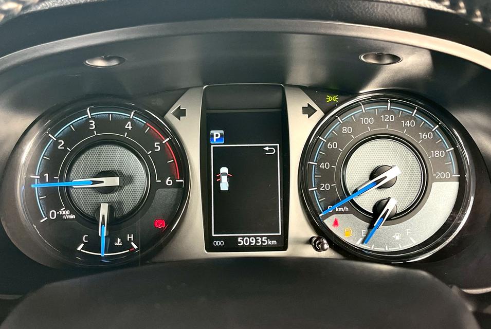 Toyota Revo 2.4 Rocco ปี21 7