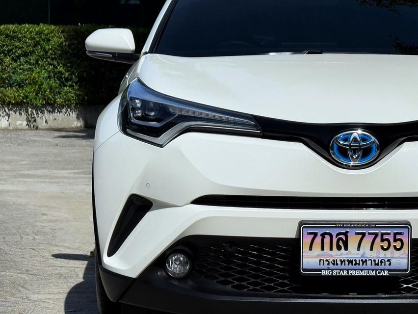 2019 TOYOTA CHR HV รถมือเดียวออกป้ายแดง รถวิ่งน้อย เข้าศูนย์ตามระยะ รถไม่เคยมีอุบัติเหตุครับ 7