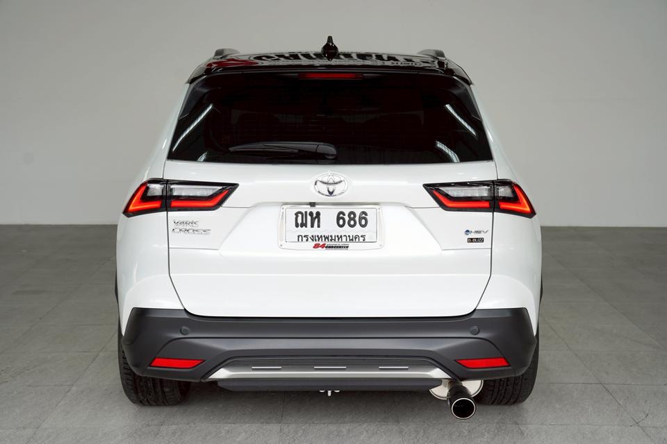 TOYOTA YARIS CROSS 1.5 HEV PREMIUM LUXURYAT ไมล์ 2 หมื่น โทร.0922639576 เอ๋ 17