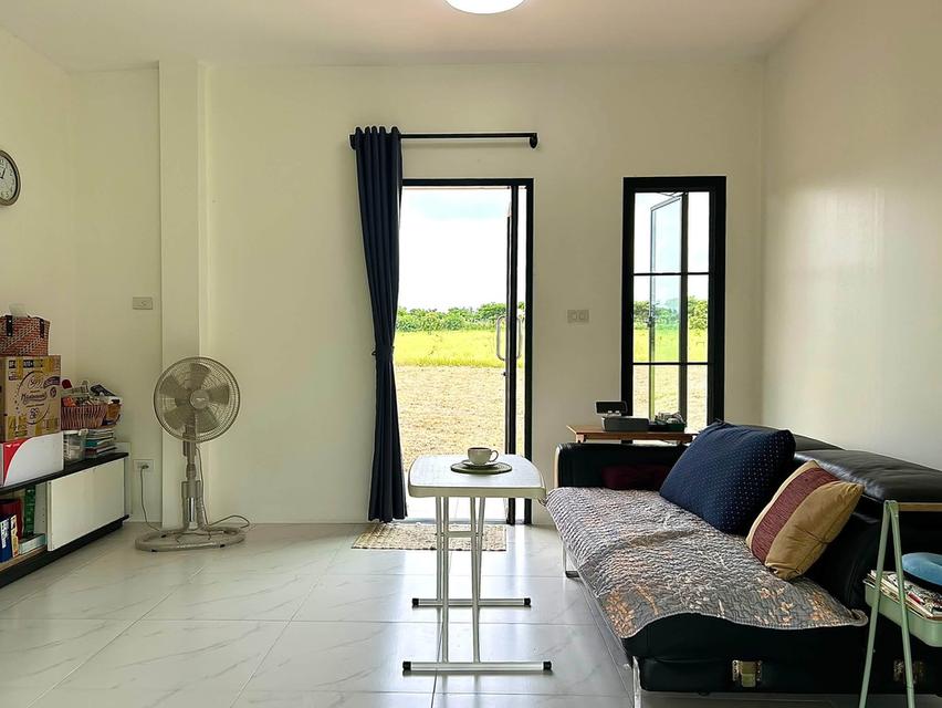 ขายด่วน!! บ้านพักตากอากาศ Modern Minimal ขนาด 198 ตร.ว. แปลงมุม บรรยากาศเงียบสงบ ล้อมรอบด้วยธรรมชาติ ทิวเขา และทุ่งหญ้า ทำเลทอง อ.วังม่วง จ.สระบุรี 3