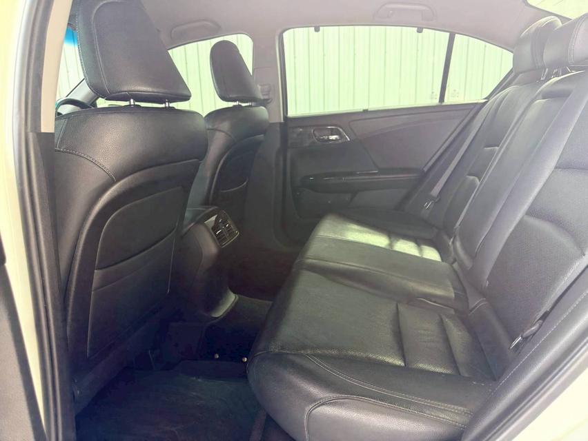 Honda Accord 2.4 EL i-VTEC ปี2013 11