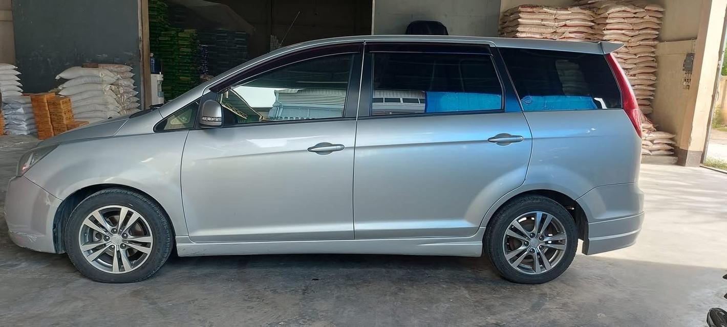 Proton Exora ปี 2010 3