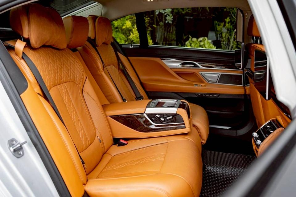 รหัสรถ PR6969 bmw 730Ld Pure Excellence 2019 16