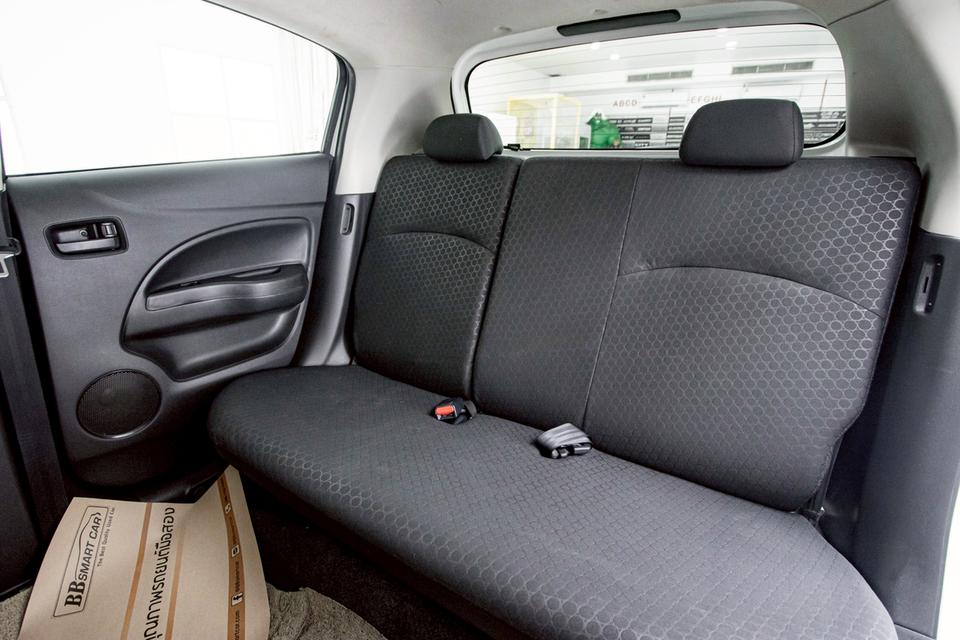 MITSUBISHI MIRAGE 1.2 GLX  2015  10