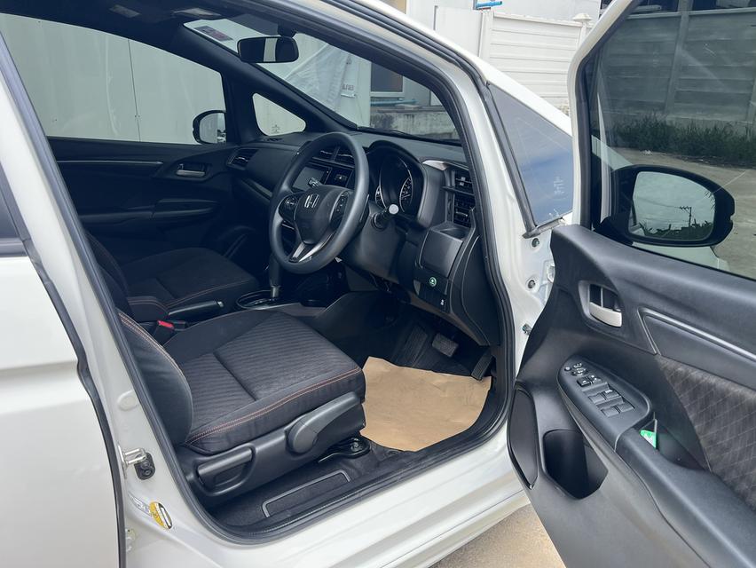Honda Jazz 1.5 RS 2020 รูปที่ 10