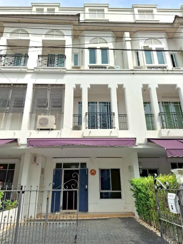 ขาย ทาวน์โฮม 3 ชั้น Leon Sukhumvit 62 ลีออง สุขุมวิท 62 25 ตร.ว. 218 ตร.ม. 1