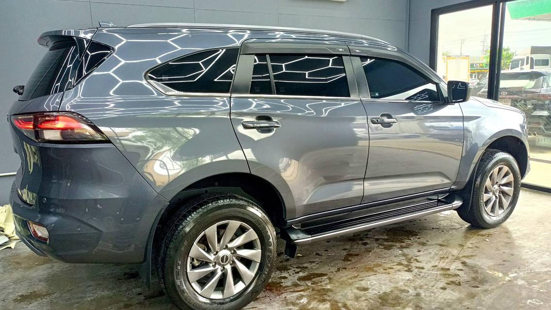 Isuzu MU-X 1.9DVD ปี23 6