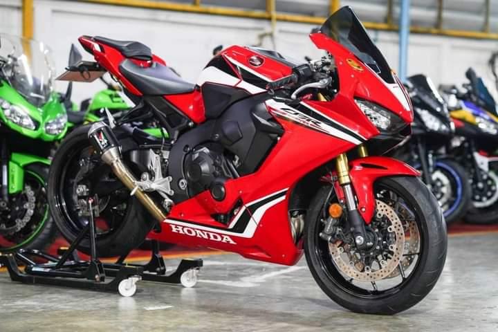 พร้อมขาย Honda CBR 1000 3