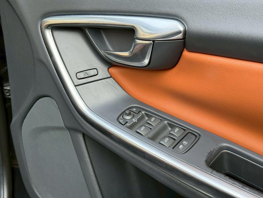 รหัสรถ PJP597 2014 VOLVO S60 T4F S รูปที่ 6