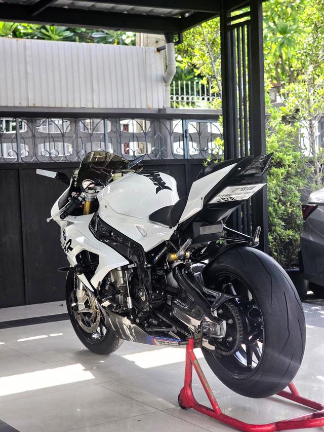 BMW S1000RR  11
