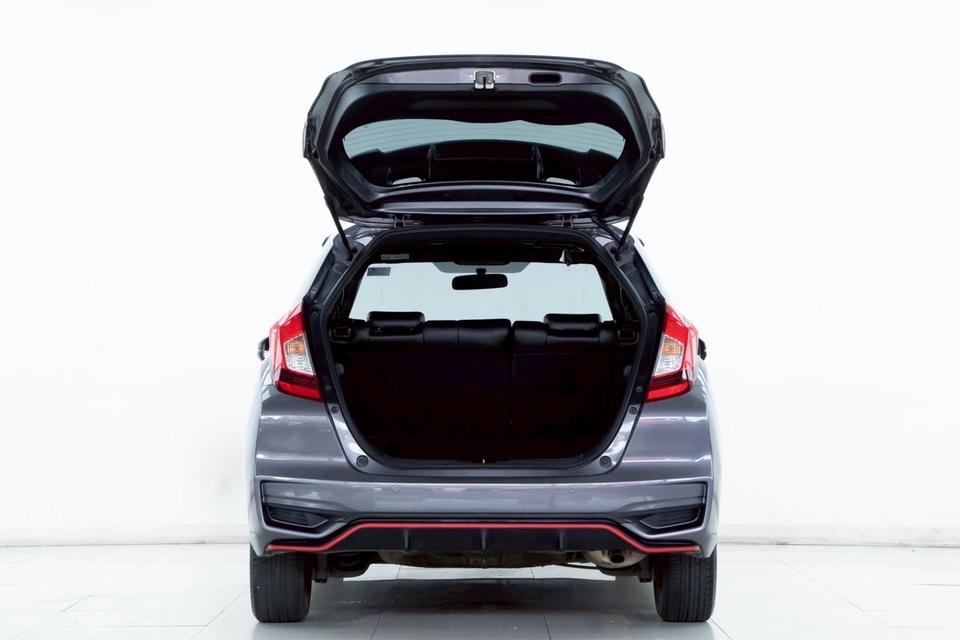 รหัสรถ 2B066 HONDA JAZZ 1.5 RS 2019 4