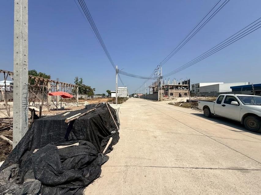 ขายที่ดินใกล้ FC FACTORY 138 ตารางวา *ติดถนนคอนกรีตสาธาธารณะ ถมแล้ว ถนน 340 ต.ละหาร อ.บางบัวทอง จ.นนทบุรี 7