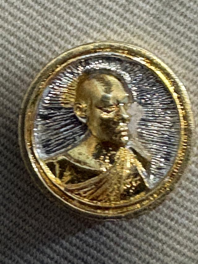 พระเครื่อง ลุ้นตาเปล่า