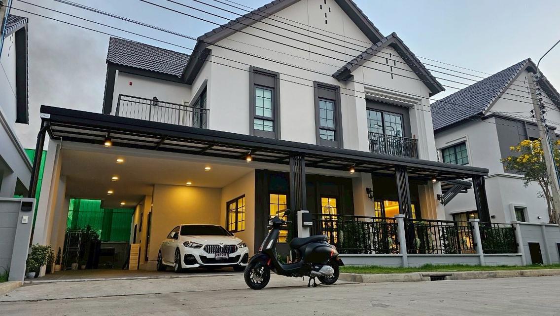 ขายบ้านหรู บ้านเดี่ยว 2 ชั้น สไตล์ Modern Luxury พร้อมอยู่ โครงการคุณภาพจาก AP Thailand หมู่บ้าน Centro บางนา 1