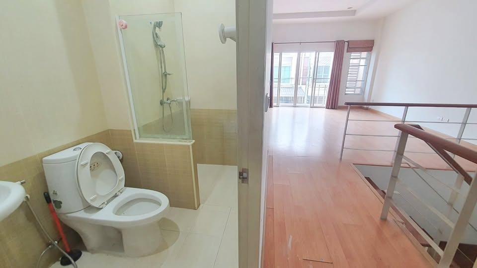 ทาวน์โฮมส์ ธนาภิรมย์ ศรีนครินทร์ 13