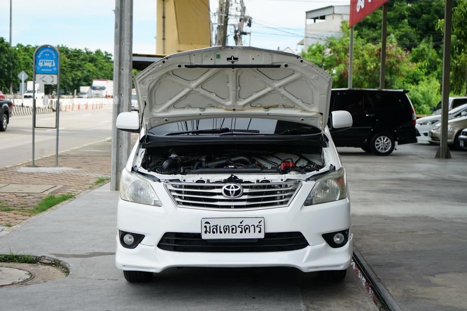 2012 TOYOTA INNOVA 2.0G 8