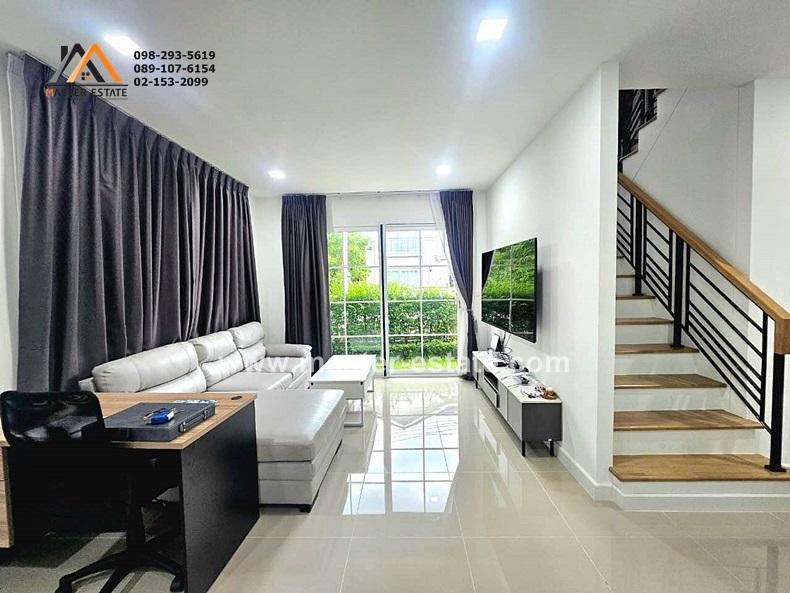 ม.เพรสทีจ ฟิวเจอร์ - รังสิต บ้านแฝด MODERN สไตล์ยุโรป 4 นอน พื้นที่ใช้สอยสุดคุ้ม ฟังก์ชั่นลงตัว สวยมีสไตล์ (หลังริม) ใหม่มาก พร้อมเฟอร์นิเจอร์ครบ 3