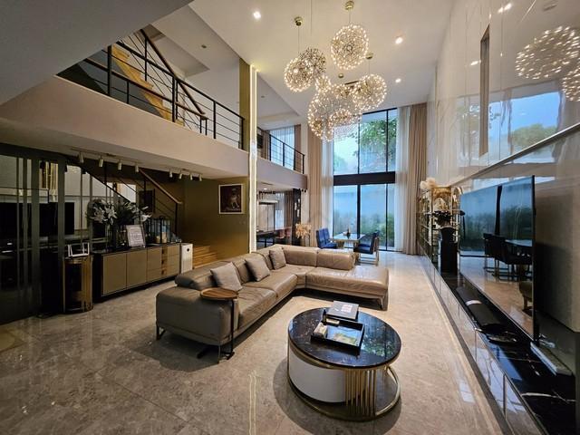 ขายโฮมออฟฟิศ 3.5 ชั้น 385 ตร.ม. โครงการแกลม ลาดพร้าว (Glam Ladprao) ซอยสตรีวิทยา 2 2