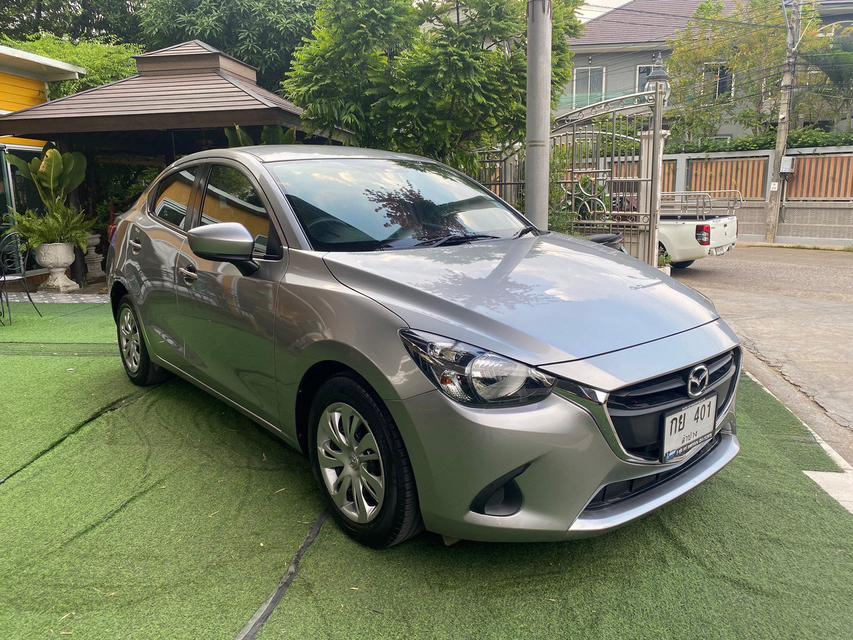  Mazda 2 1.3  Standard Sedan  1