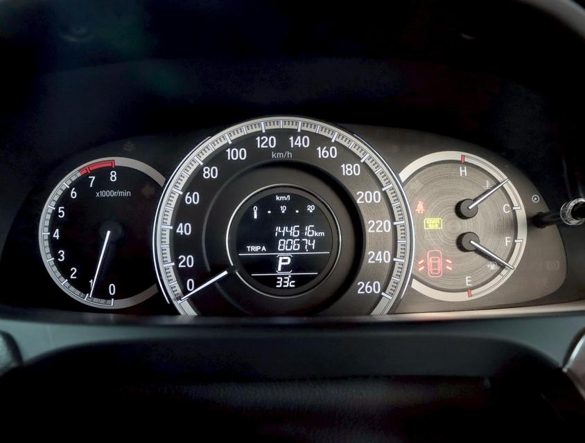 HONDA ACCORD 2.0 E i-VTEC ปี 2018 8