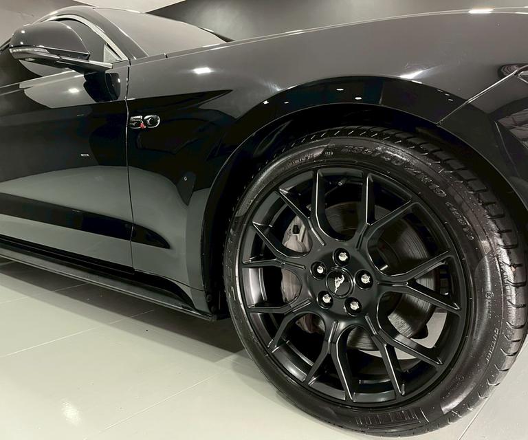 Ford Mustang 2.3 EcoBoost Coupe เลขไมล์เพียง 66,xxx Km. สีดำดุดัน ปี 2016 16