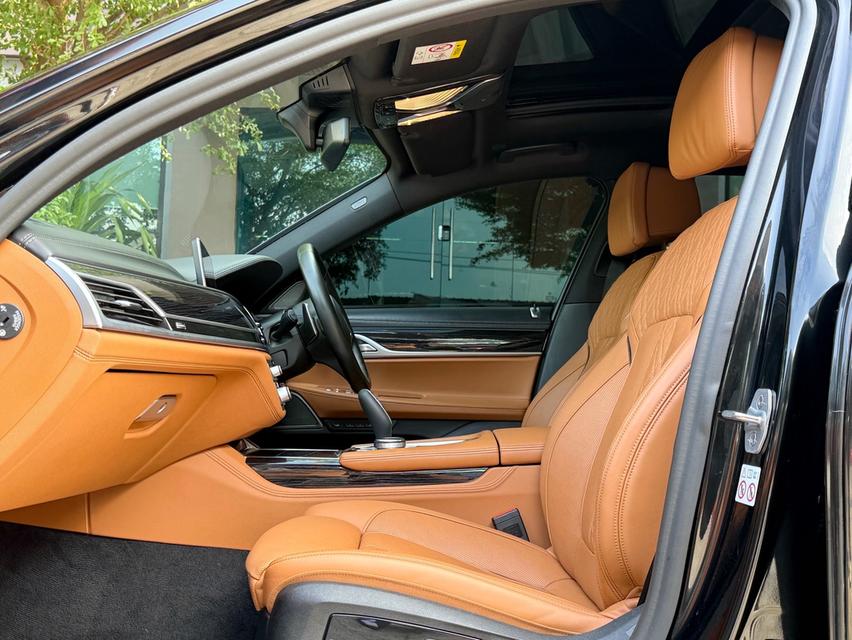 2021 BMW 730LD MSPORT LCI รถมือเดียวออกป้ายแดง รถวิ่งน้อย เข้าศูนย์ทุกระยะ รถไม่เคยมีอุบัติเหตุครับ รูปที่ 12