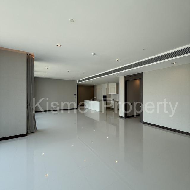 For SALE Q1 Sukhumvit 4beds size 296 sq.m. 2