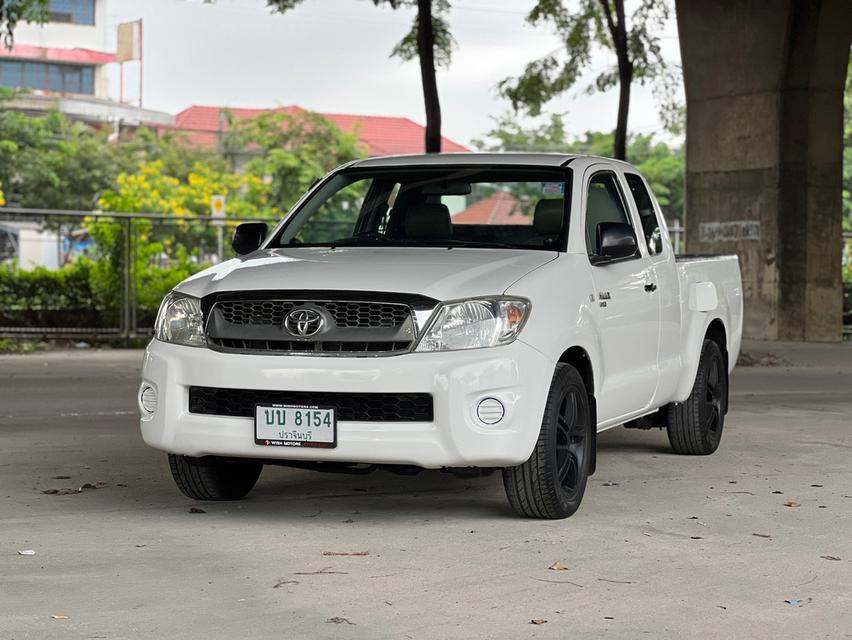 ขายรถ Toyota Vigo 2.5J Cab ปี 2008 สีขาว เกียร์ธรรมดา  3