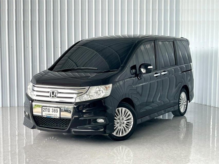รถบ้าน 7 ที่นั่ง VIP Stepwagon 2.0JP Spada