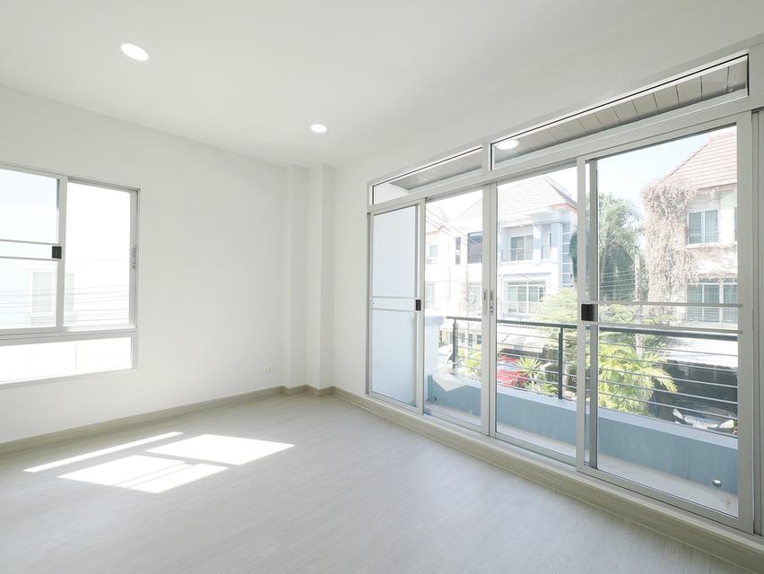 ขายทาวน์โฮม 3 ชั้น บ้านกลางเมือง 21.1 ตร.ว. 3นอน 3น้ำ [พระราม 9 - รามคำแหง] ขาย 3.48ล้าน 15