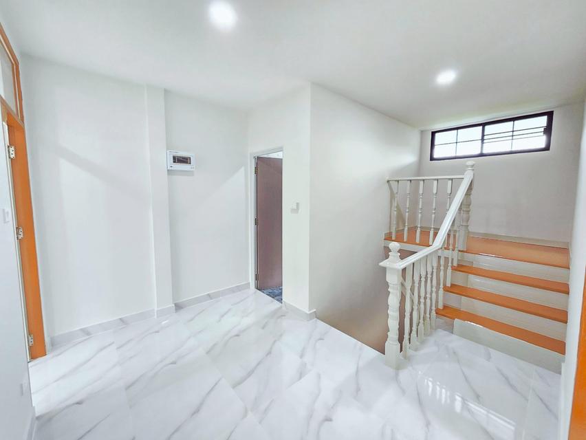 หมู่บ้านอยู่เจริญ4 ซ.1  [ ต.ลาดสวาย อ.ลำลูกกา จ.ปทุมธานี ] 7