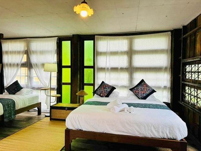 สนามบินเชียงใหม่5.16กม. พืชสวนโลก 3.3 กม. AIR BNB ให้เช่าคาเฟ่อาคารโดดเด่น 450 ตร.ม. 250ตร.วา. 6 นอน 6 น้ำ ถ.รอบเมืองเชี 5