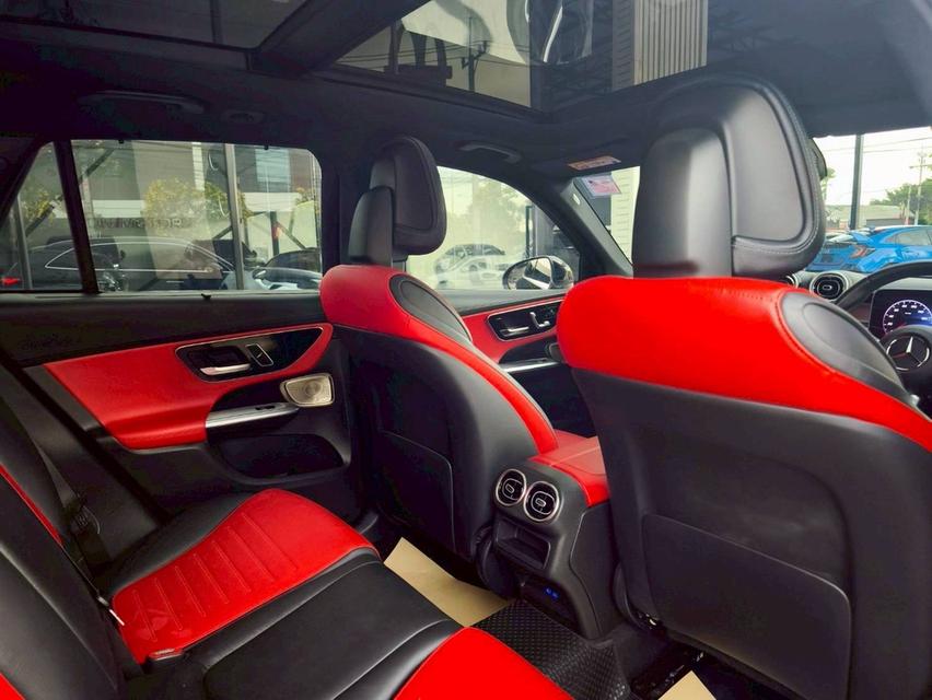 รหัสรถ KPV8232 2024 BENZ GLC 350e AMG DYNAMIC Facelift โฉมปัจจุบัน Top 13