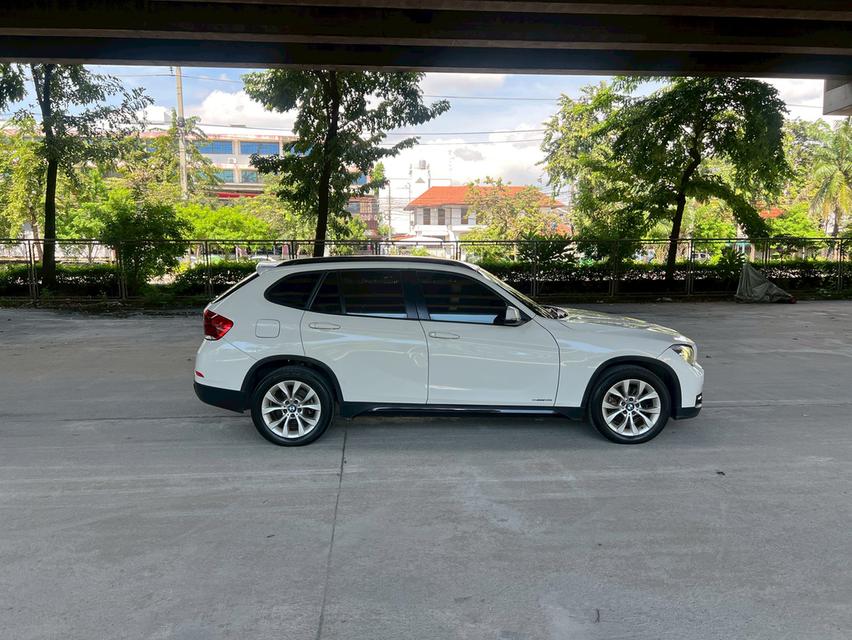 ขายรถ BMW X1 LCI ปี 2014 สีขาว เกียร์ออโต้ 8