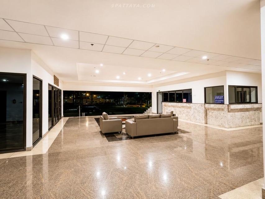For Sale — View Talay 3 Jomtien, PratumnakBeachfront condo opportunity in View Talay 3 Jomtien, Building B, located on Pratumnak Soi 6. 14