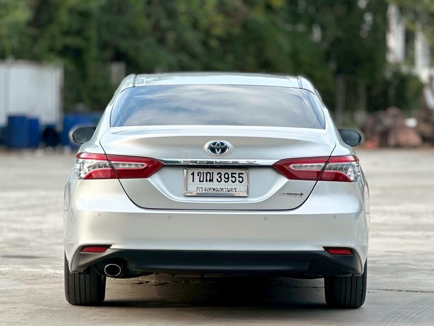 รหัสรถ PAT3955 📌 Toyota Camry 2.5HV Hybrid (ACV70) สีบรอนซ์เงิน ปี 2020