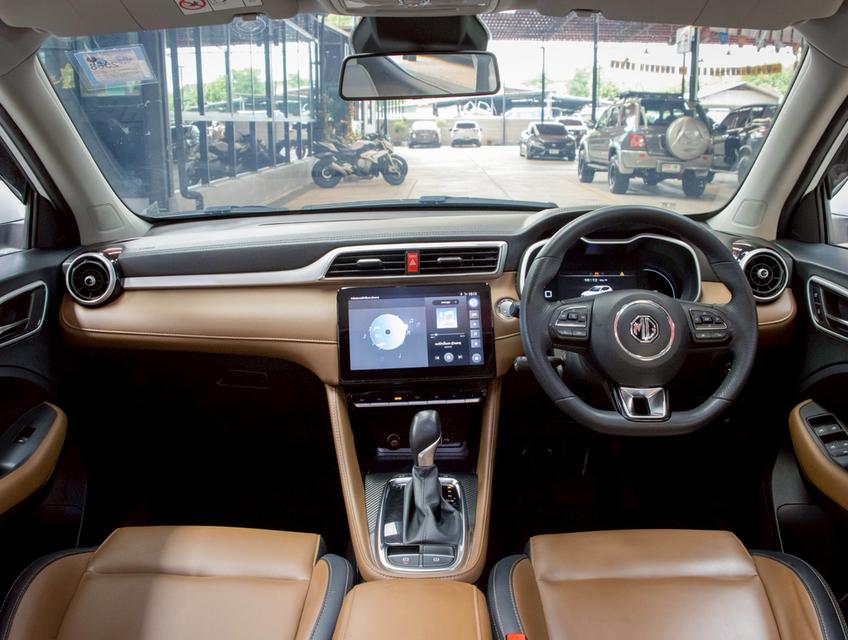 MG ZS 1.5 X+ SUNROOF 2021 6