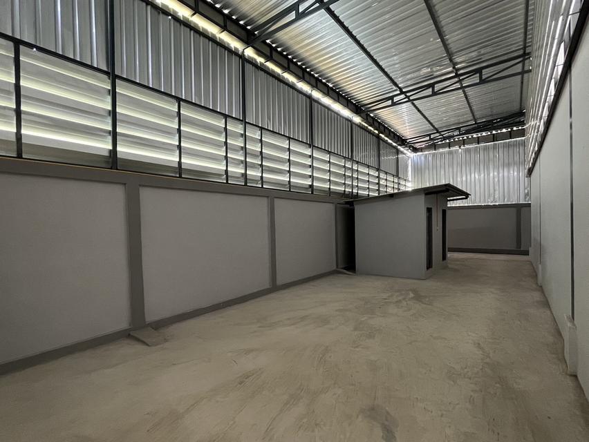 ให้เช่าหรือขาย โกดัง คลังสินค้า โรงงานทรัพย์รุ่งเรือง ( คลองมะเดื่อ ) ขนาด 735 ตร.ม. กระทุ่มแบน สมุทรสาคร 9