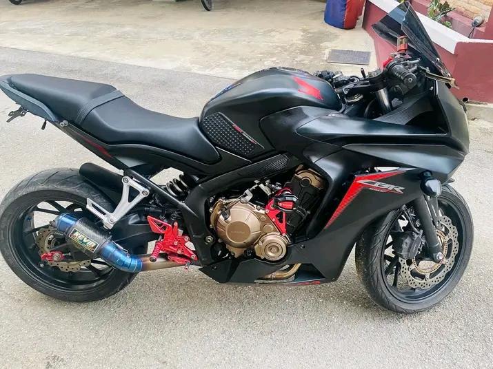 เจ้าของขายเอง Honda CBR 650  4