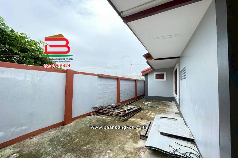 บ้านเดี่ยว เนื้อที่ 98 ตร.ว. ซอยบึงคำพร้อย 13 (ถนนเลียบคลอง 5 ฝั่งตะวันออก) ตำบลคลองห้า อำเภอคลองหลวง ปทุมธานี 19