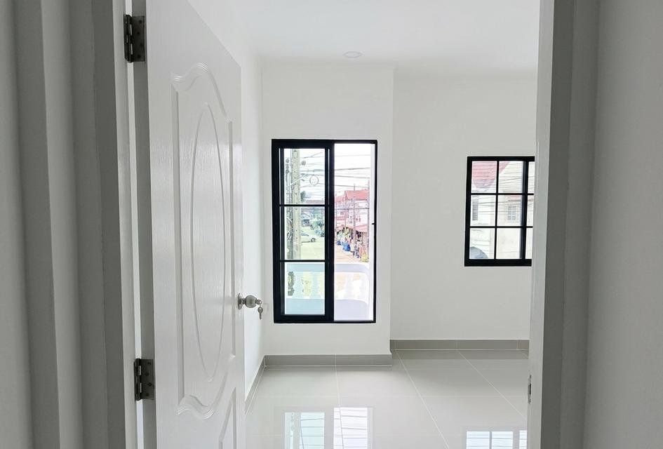 หมู่บ้าน ใกล้รถไฟฟ้าราคาไม่ถึง2ล้าน 6