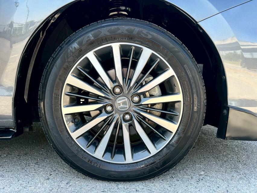 Honda city 1.0SV ปี2023 รถบ้าน มือเดียว ไม่เคยชน ตะเข็บเดิมทั้งคันใช้งานน้อย 12