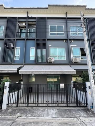 ให้เช่า ทาวน์โฮม 3 ชั้น โครงการ สัมมากร อเวนิวสุวรรณภูมิ ซอยพัฒนาชนบท 3 เฟอร์นิเจอร์เครื่องใช้ไฟฟ้าครบ 1