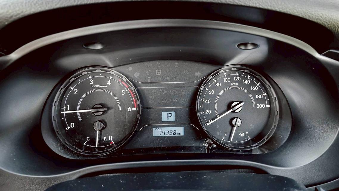 Toyota Revo 2.4Entry Z ปี22 9