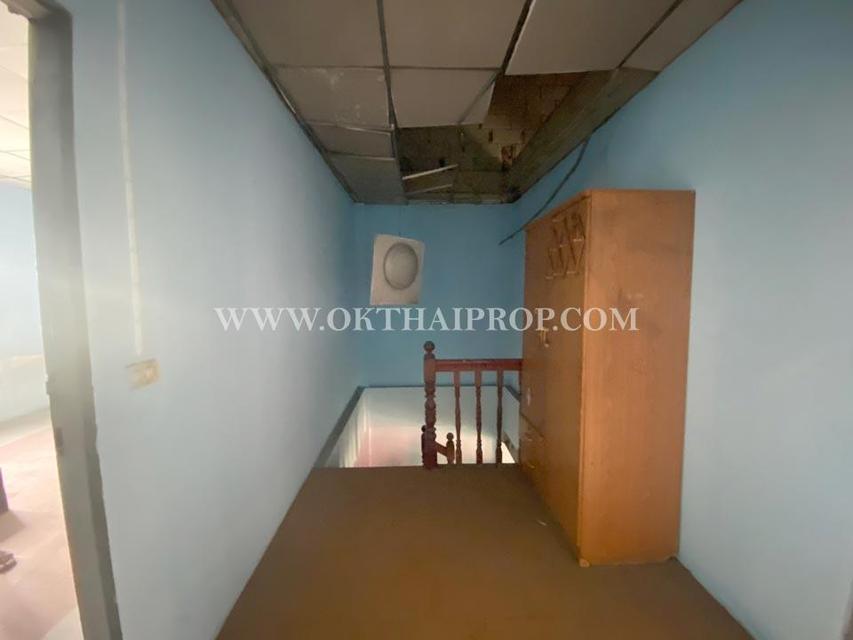 ทาวน์เฮ้าส์ หมู่บ้านปทุม คอนโดเพลส ถนนปทุมธานี – สายใน 11