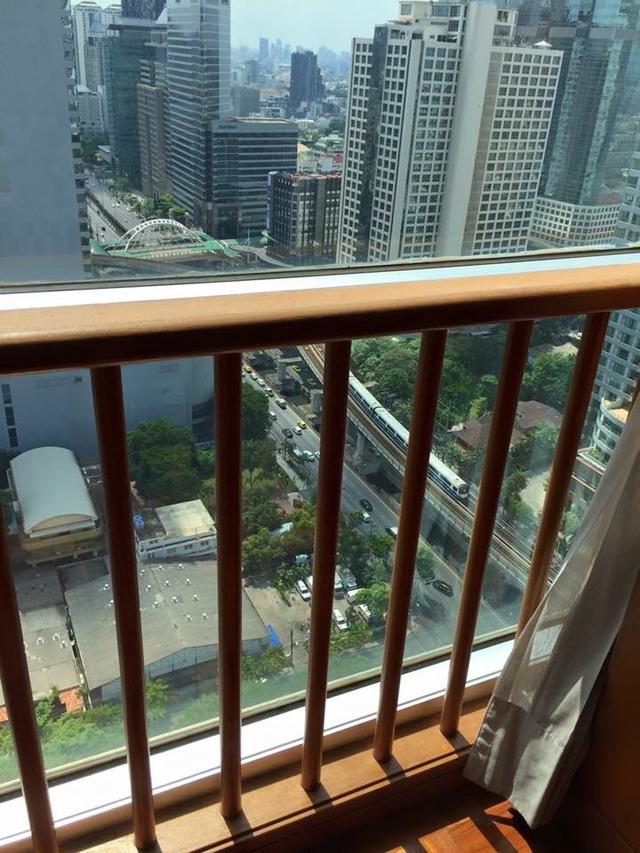 Furnished room for rent on Sathorn Road at Silom Suite Condo opposite the AiA Sathorn Tower very close to BTS St.Louis 9